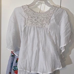 Amy Byer flowy side arm tie boho shirt 💕